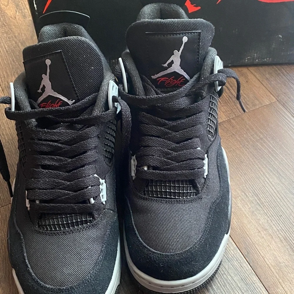 Jordan 4 Military Black and Gray Retro Sneakers